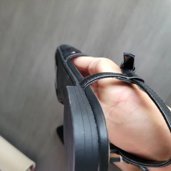 Never Worn Indigo Black Women's Flats - Picture 11 of 11